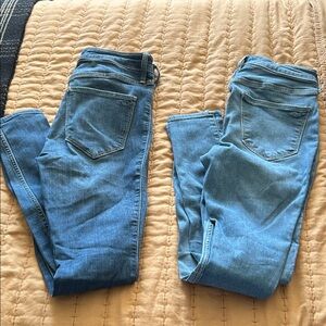 Hollister Women's Light and Medium Blue Skinny Jeans size 5